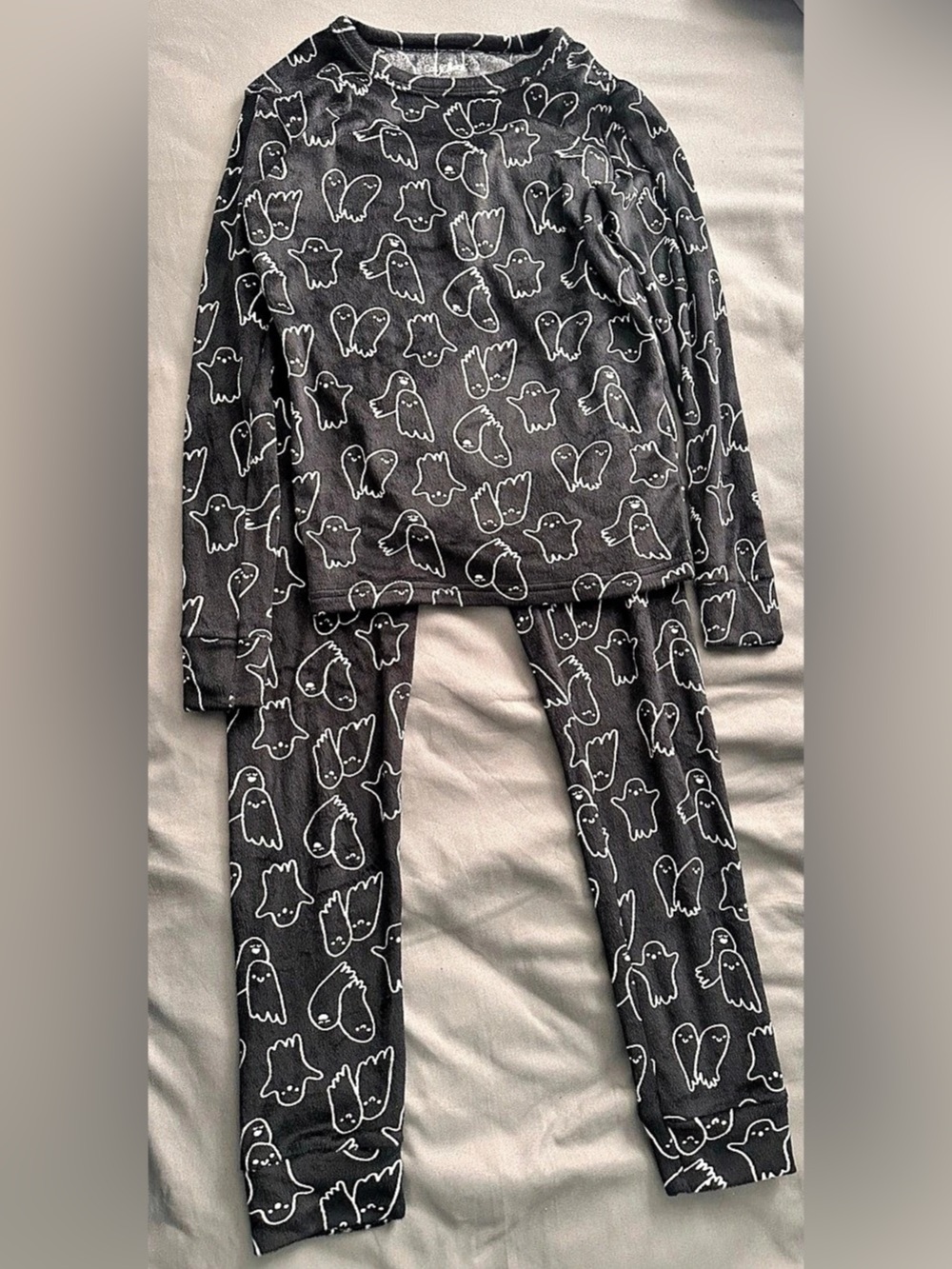 Cat & Jack Pajama Set Black & White Size 12
